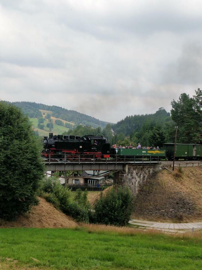 Ferienwohnung Bimmelbahn-Blick Neudorf  Zewnętrze zdjęcie
